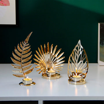 Golden Metal Candle Holder – Elegant Table Decoration for Candlelight Dinners & Events