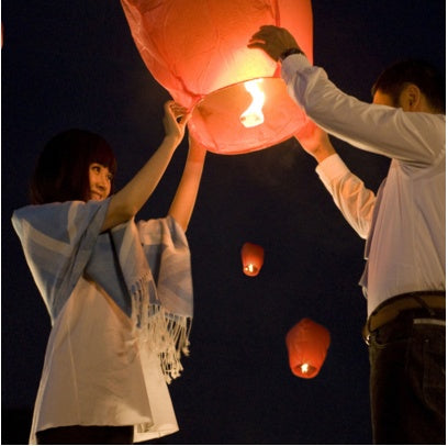 Kongming Sky Lantern – Biodegradable Paper Wish Lantern for Festivals & Celebrations