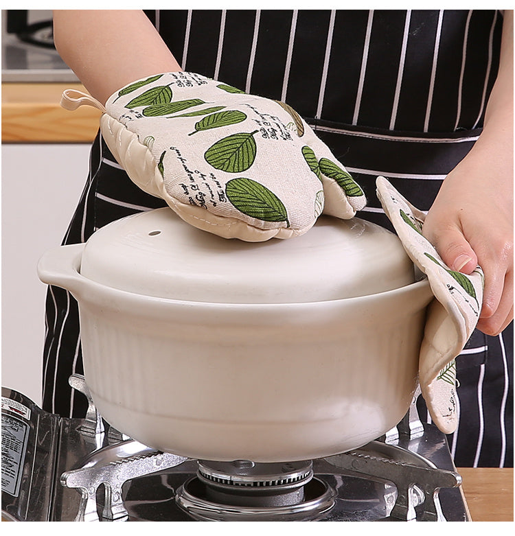 Thick Heat-Proof Oven Mitts – Lovely Steaming Box Design | Non-Slip & Durable
