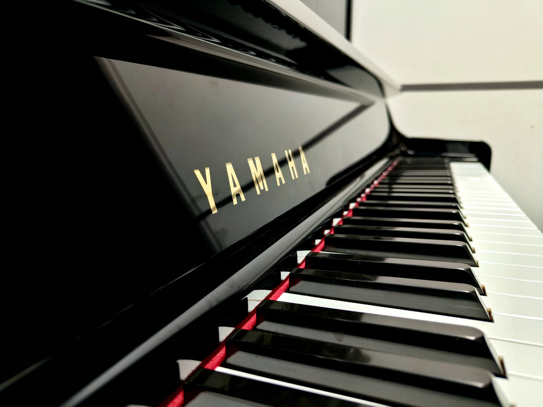 Yamahas U30A Upright Piano 88 Keys Weighted Action Classic Style Black Finish Floor Mount Solid Wood Soundboard