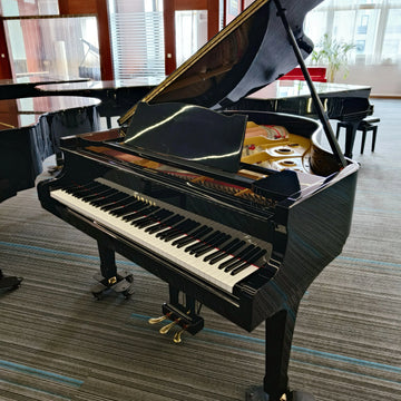 Yamahas G2E Grand Piano 88-Key Professional Concert Instrument Premium Solid Spruce Soundboard Rich Resonance 1038255