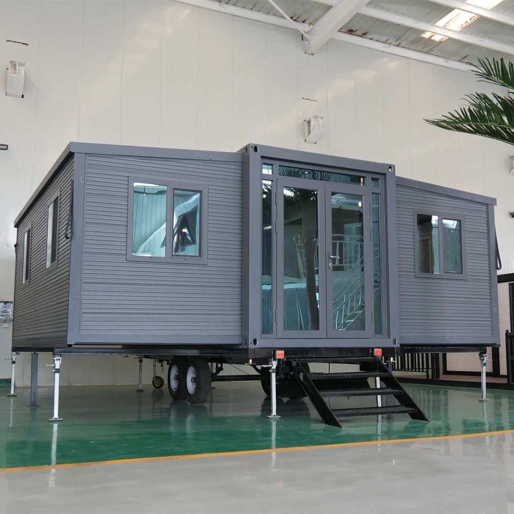 Expandable Double Wing 40ft Luxury Steel Sandwich Panel Container House 3 Bedrooms Full Bathroom Modern Design Quick Hotel Use