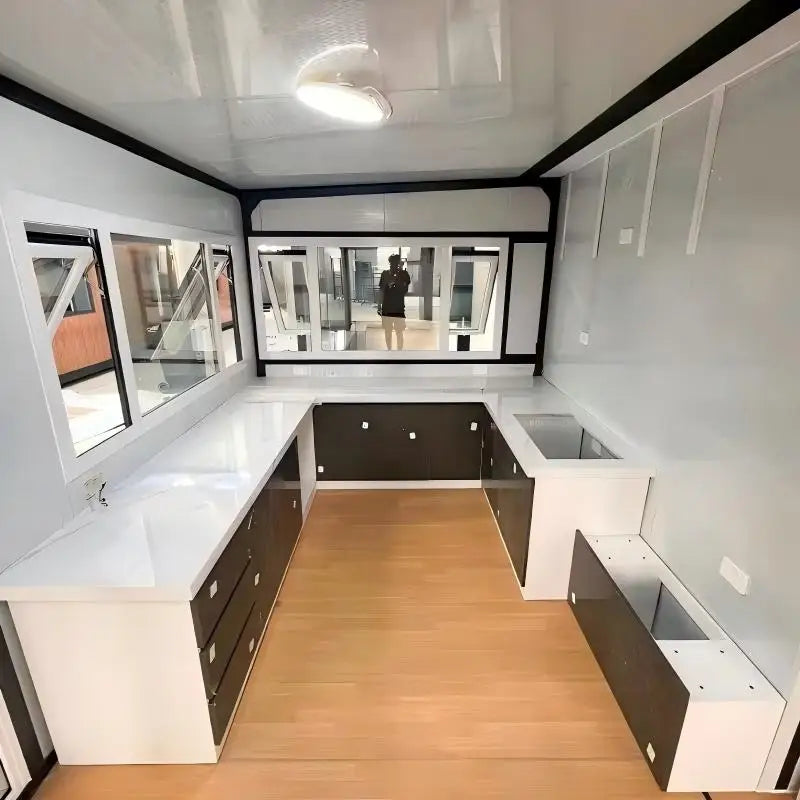 Customizable Expandable Breathable Eco-Friendly 30Ft Steel Container House Modern Design 5 Year Warranty for Office Building