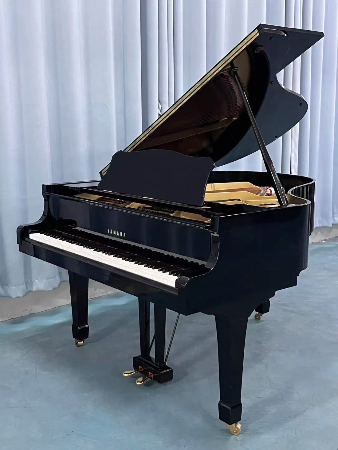 Yamaha Piano Home Grand Piano Warm Resonant Sound Adjustable Touch Response for Family Kids Private Teacher Wholesale
