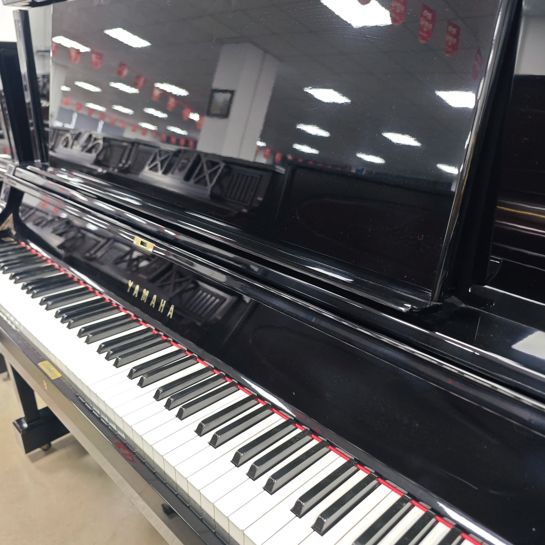 Bulk Supply Used YAMAHA YUA Professional Upright Piano From Japan
