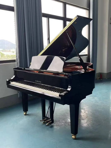Top Grade Japanese  Second Hand Piano 88 Keys Solid Wood Japan Made for Hotel bar Villa