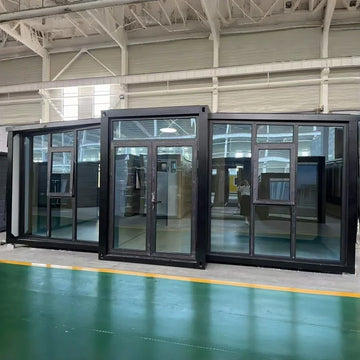 Modern Modular Expandable Container Houses Breathable Waterproof Design Easy Installation for Outdoor Use Villa Customizable