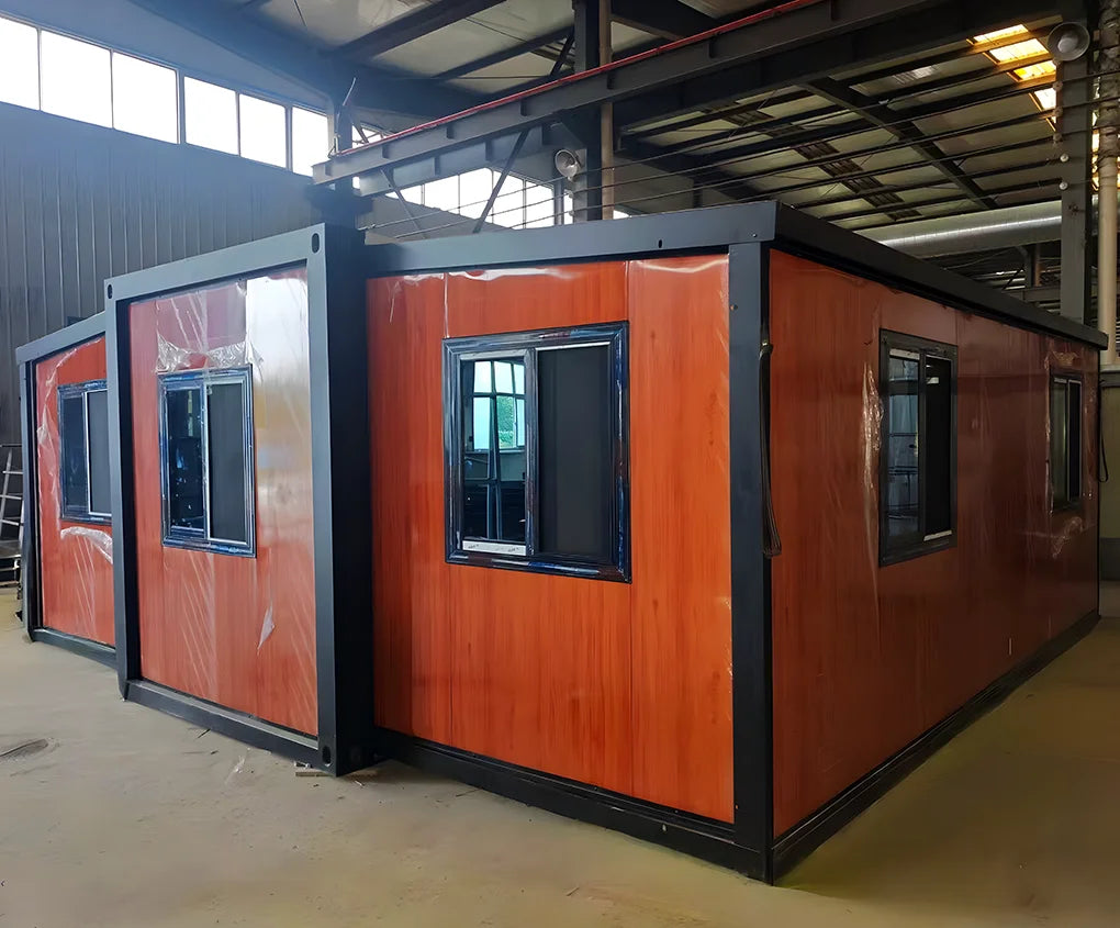 40Ft 20Ft Prefabricated Mobile Living Container Expandable House 4 Bedroom Prefab Steel Structure Portable Home