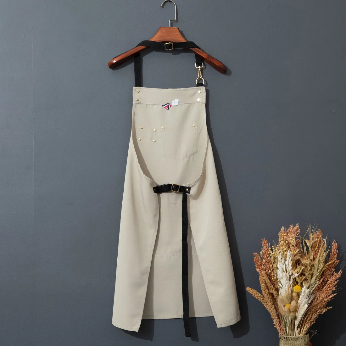 Adjustable Shoulder Straps Canvas Apron 1 Piece for Men And Women Restaurant Workshop Tool Work Apron with Unisex Design