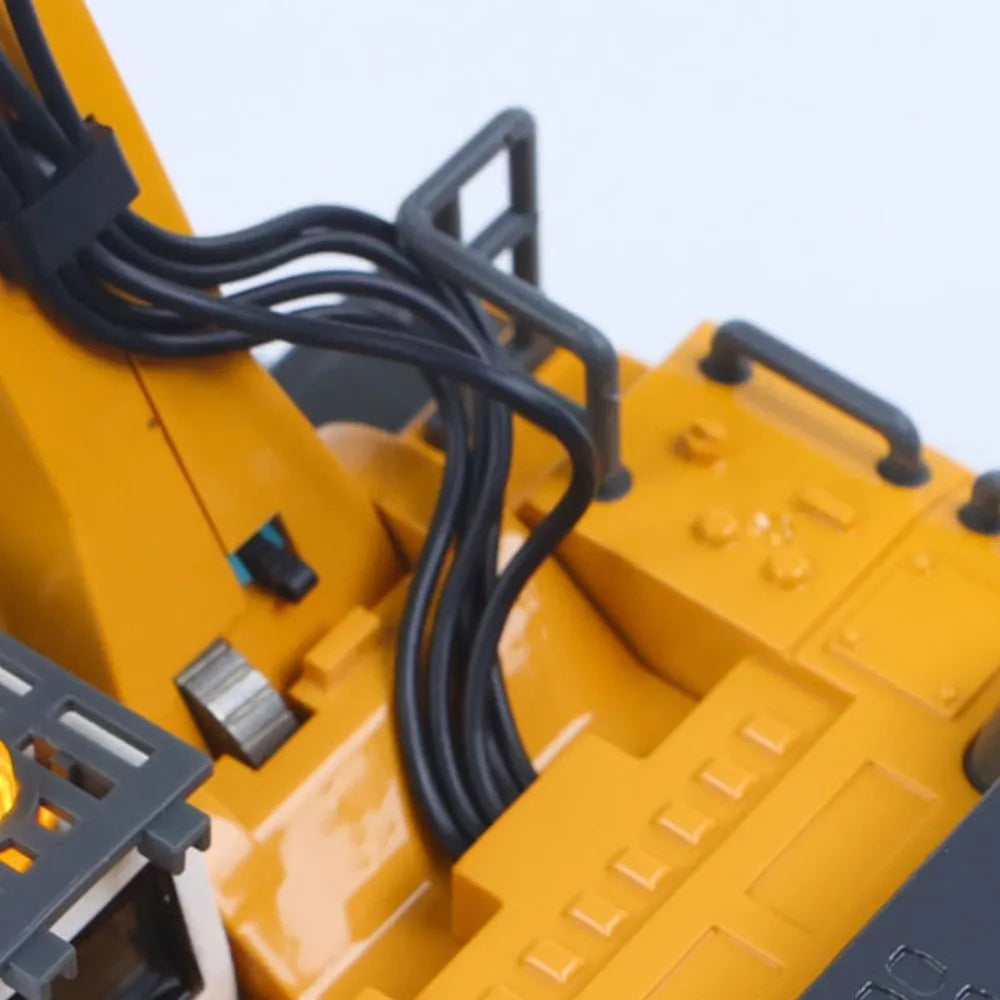 1/50 RC Excavator K970 Engineering Vehicle Remote Control Electric Lifting Digger Metal Bucket Tracks Light Sound RTR Battery