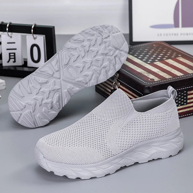 Men's Mesh Elastic Lightweight Hiking & Running Sneakers