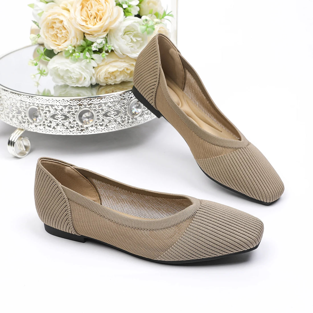 Flat shoes,summer women's mesh breathable anti slip rubber sole fashionable soft lightweight solid color square shoes 2023New