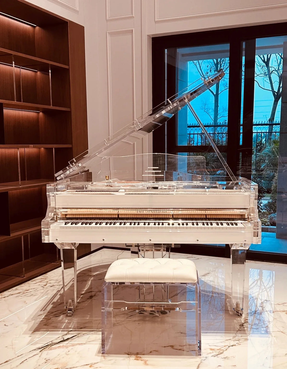 Design Crystal Piano 88 Keys Digital Grand Piano with Acrylic Finish Solid Wood Keyboard for Home Use