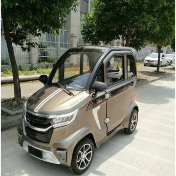 Adult 3-seat low-speed four-wheel electric vehicle, elderly scooter, small electric vehicle 2000W