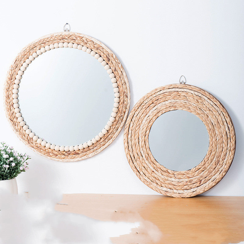 ClarityGlow™ Round Wall-Mounted Makeup Mirror – Sleek Vanity Mirror